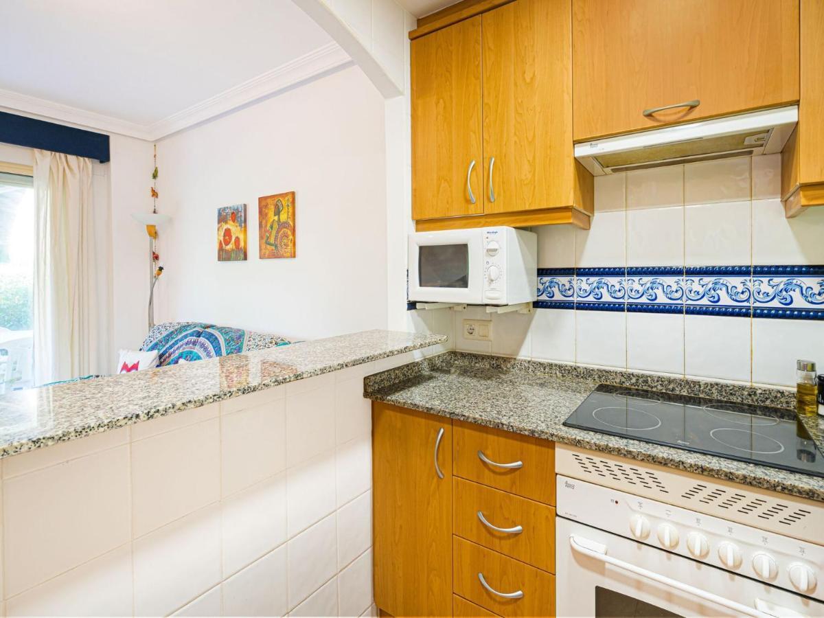 Apartment With Pool In Urb Medina Del Sol Дения Екстериор снимка