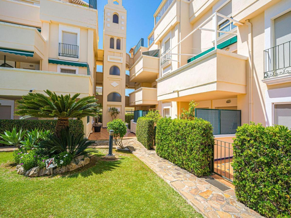 Apartment With Pool In Urb Medina Del Sol Дения Екстериор снимка